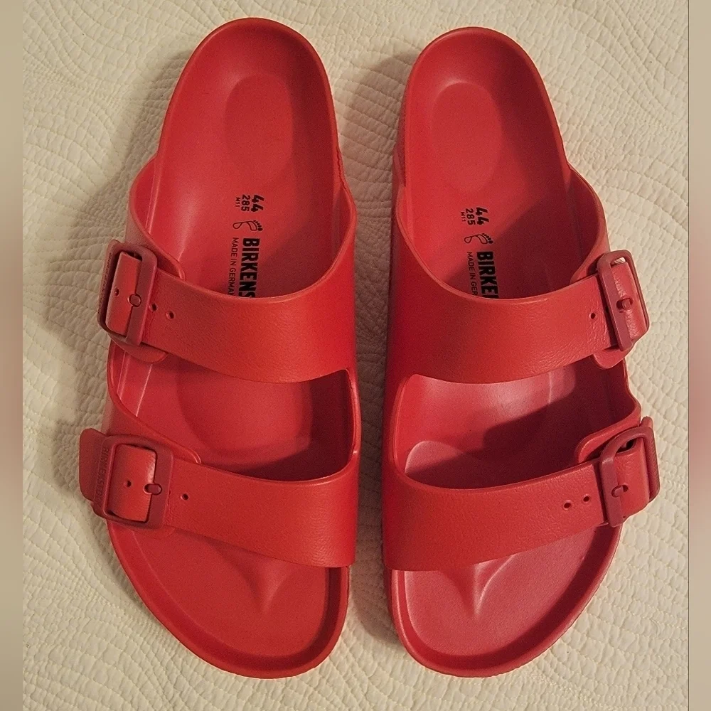 NWOT Birkenstock Men's Arizona EVA Sandal